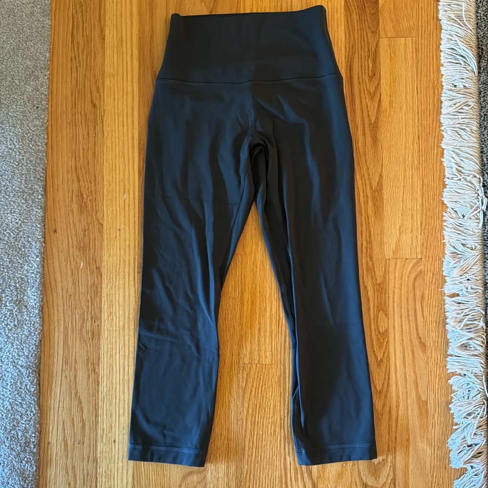 Lululemon Cropped Grey Leggings